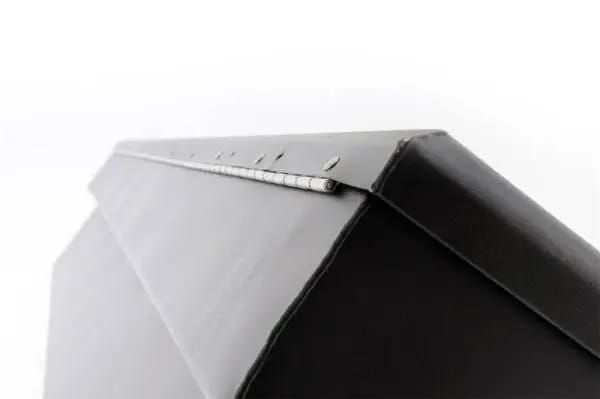 Deezee Universal Tool Box - Hardware Crossover - Single Lid Black thumbnail 4