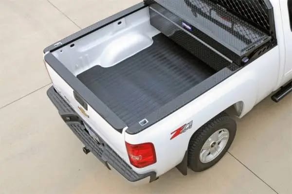 Deezee 19-23 Chevrolet Silverado Heavyweight Bed Mat - Custom Fit 8Ft Bed (Lined Pattern) thumbnail 2