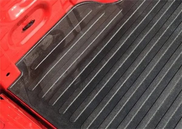 Deezee 20-23 Chevrolet Silverado Heavyweight Bed Mat - Custom Fit 6.9Ft Bed (Lined Pattern) thumbnail 2
