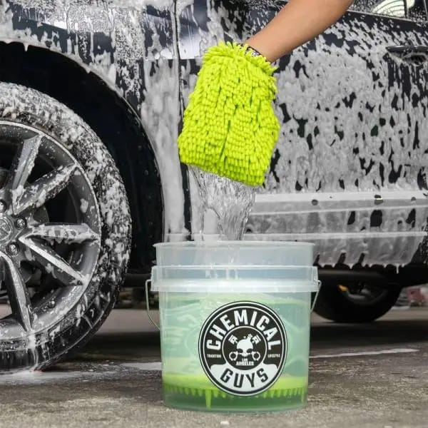 Chemical Guys Heavy Duty Ultra Clear Detailing Bucket thumbnail 3