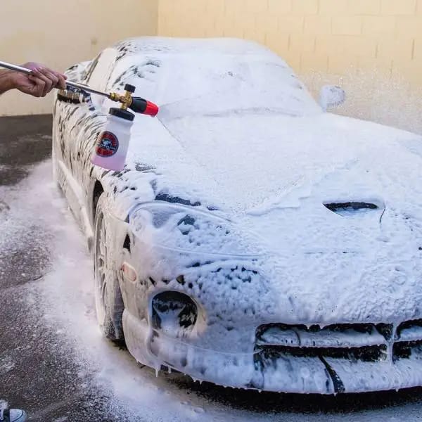 Chemical Guys Black Light Hybrid Radiant Finish Car Wash Soap - 1 Gallon thumbnail 3