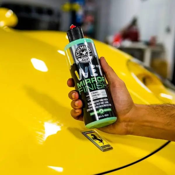 Chemical Guys Wet Mirror Finish Ultra Slick Gloss Magnifier - 16oz thumbnail 4