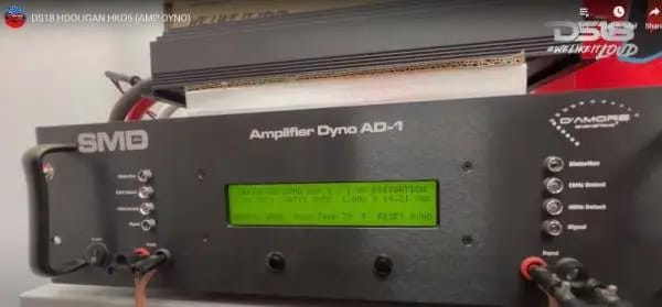 DS18 1-Channel Amp 9200 Burst/0.5ohm 5000/1ohm 3500/2ohm 2200/4ohm Watts RMS w/ Voltmeter Black