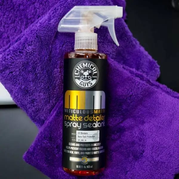Chemical Guys Meticulous Matte Detailer & Spray Sealant - 16oz thumbnail 6