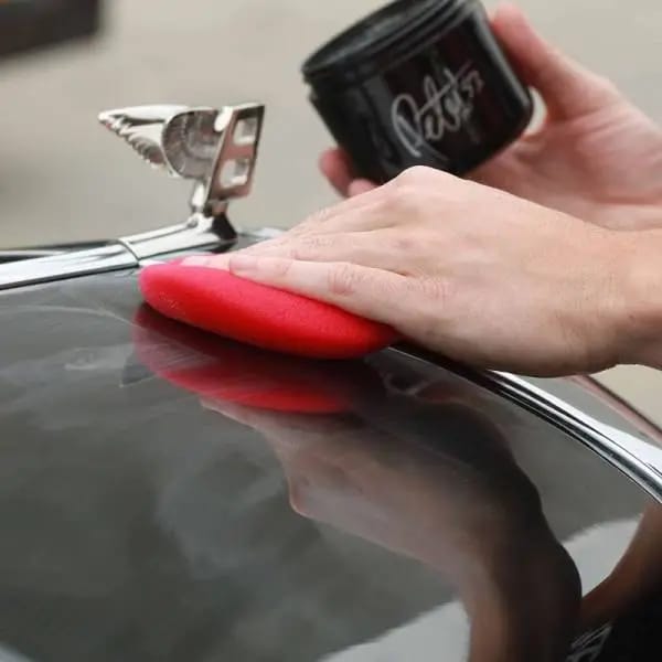 Chemical Guys Petes 53 Black Pearl Signature Carnauba Paste Wax w/Applicators - 8 oz thumbnail 4