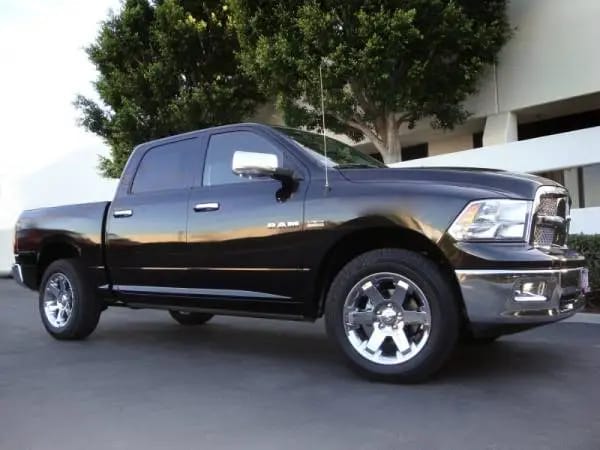 AMP Research 2013-2015 Dodge Ram 1500/2500/3500 All Cabs PowerStep Plug N Play - Black thumbnail 4