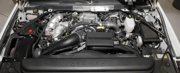 K&N 17-19 Chevrolet/GMC 2500/3500 HD V8-6.6L DSL Performance Intake Kit thumbnail 5