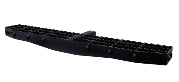 Gen-Y Phantom XL 2in Shank Heavy-Duty 600lb Capacity Serrated Hitch Step - 42in Wide Step